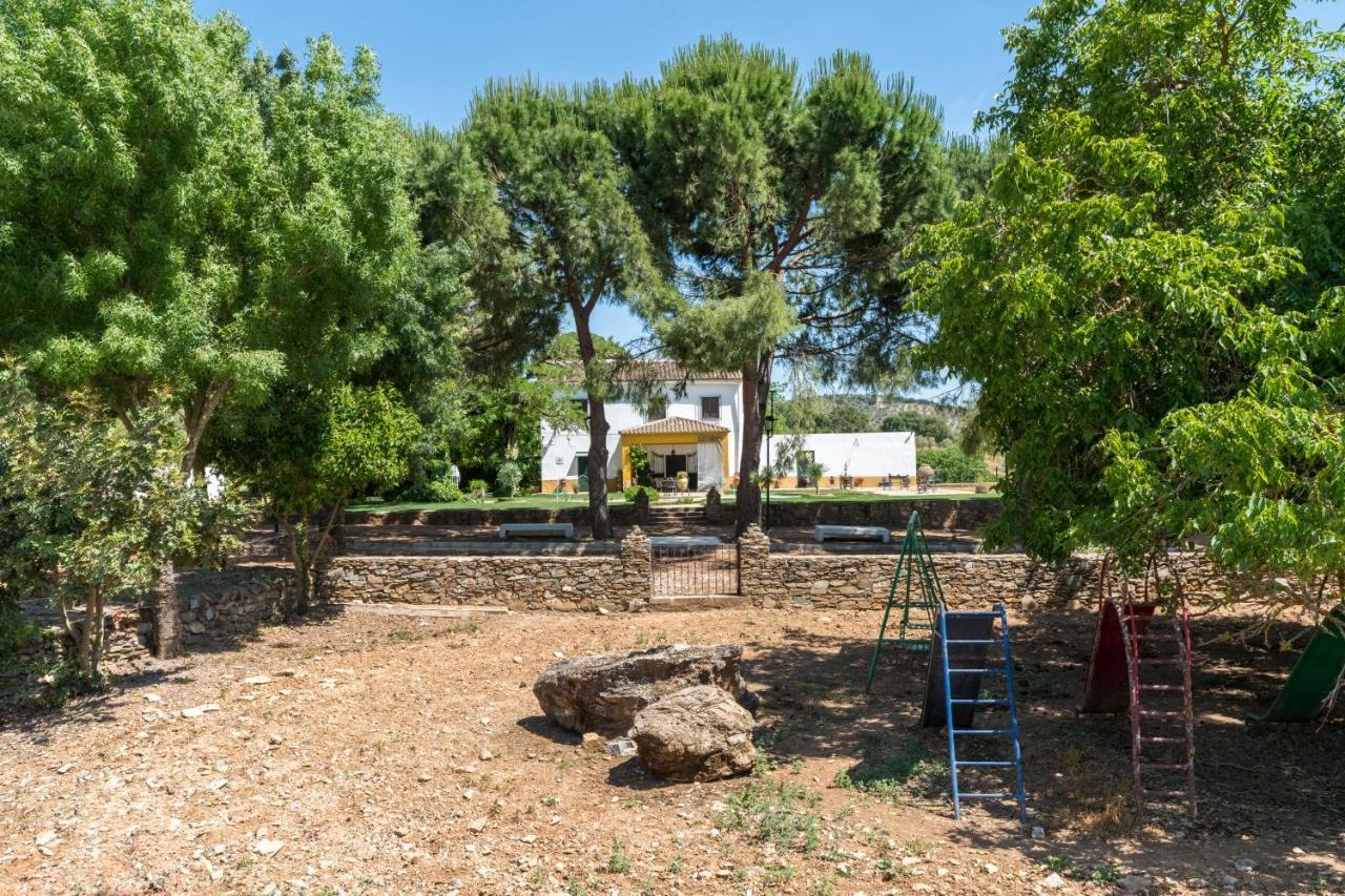 فيلا La Pontezuela Alanís المظهر الخارجي الصورة